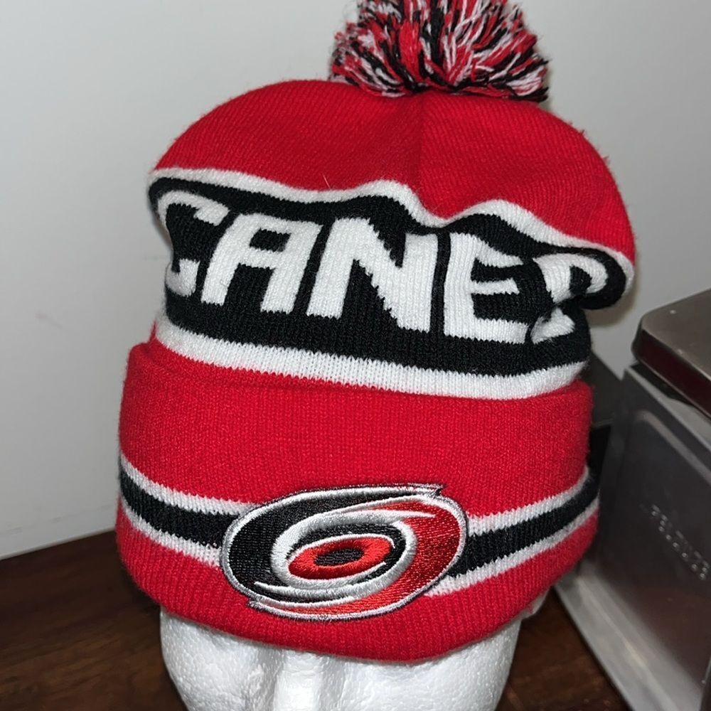 Carolina Hurricanes Canes NHL PNC Eye Pom knit beanie ski snowboard hat cap